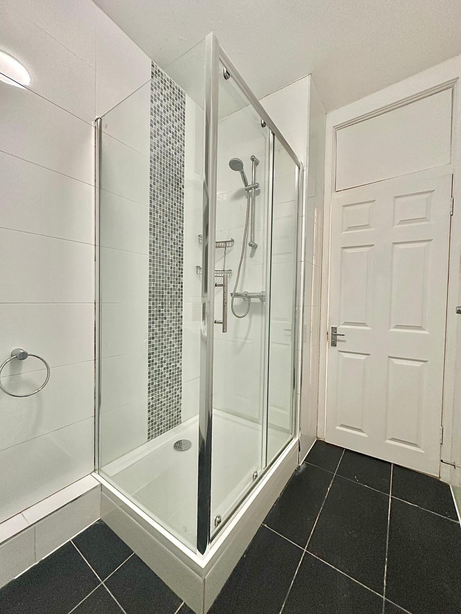 Apartment Ground Floor Finchley Flat *