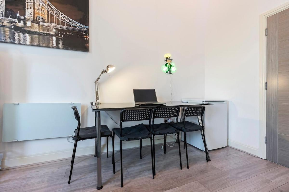 Monopoly - Luxurious High-tech Bright & Spacious Flat * London