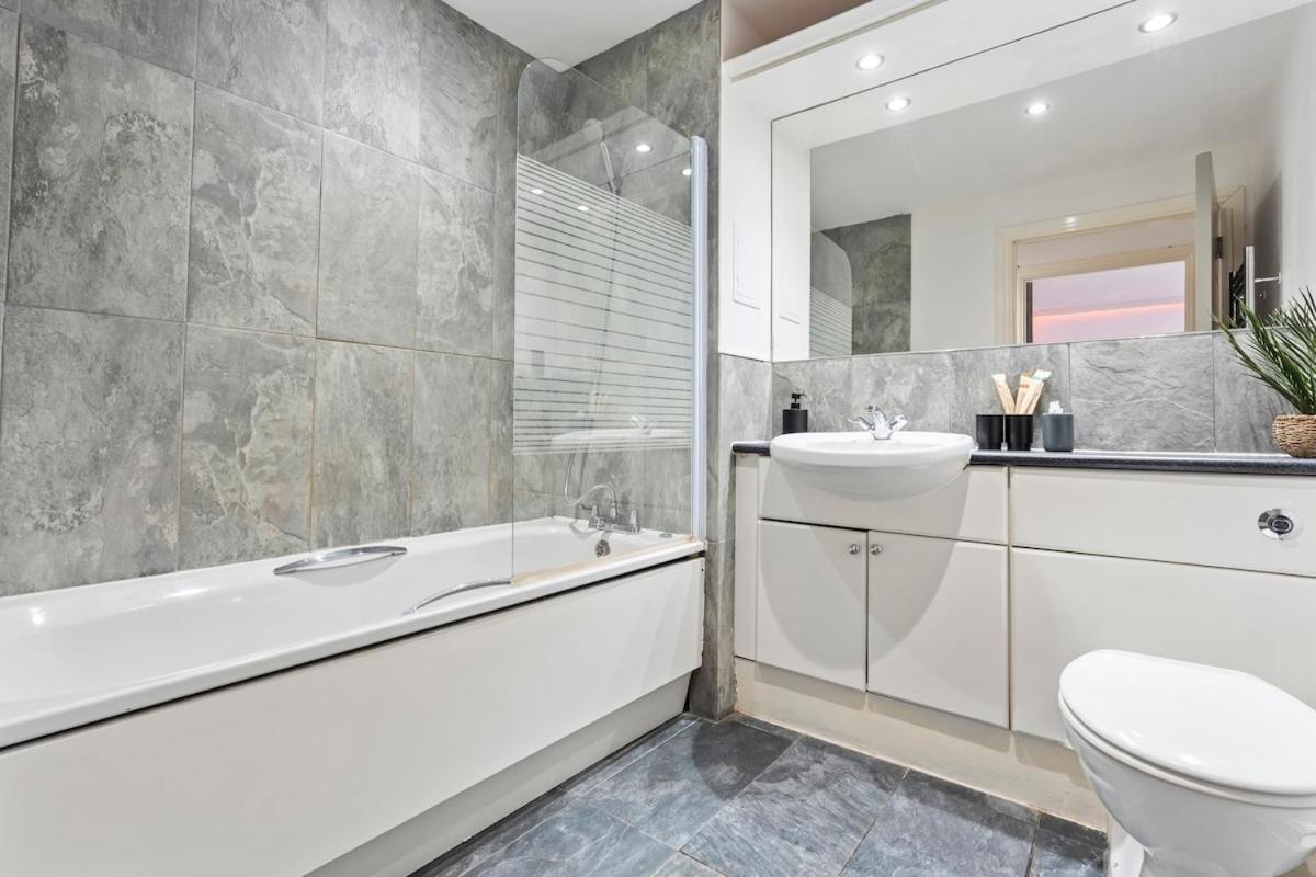 Monopoly - Luxurious High-tech Bright & Spacious Flat