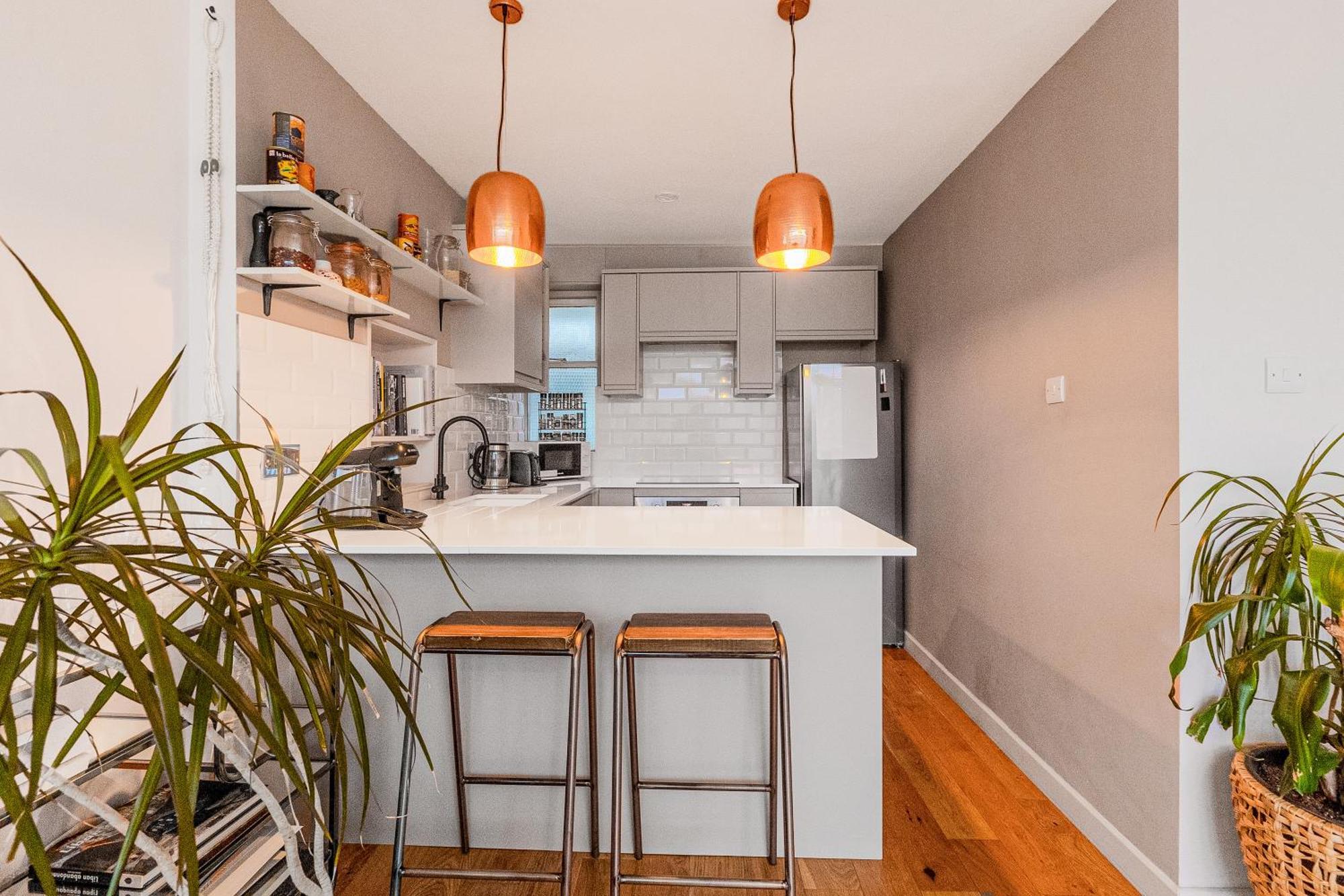 Apartment Bright 1br With Balcony, *
