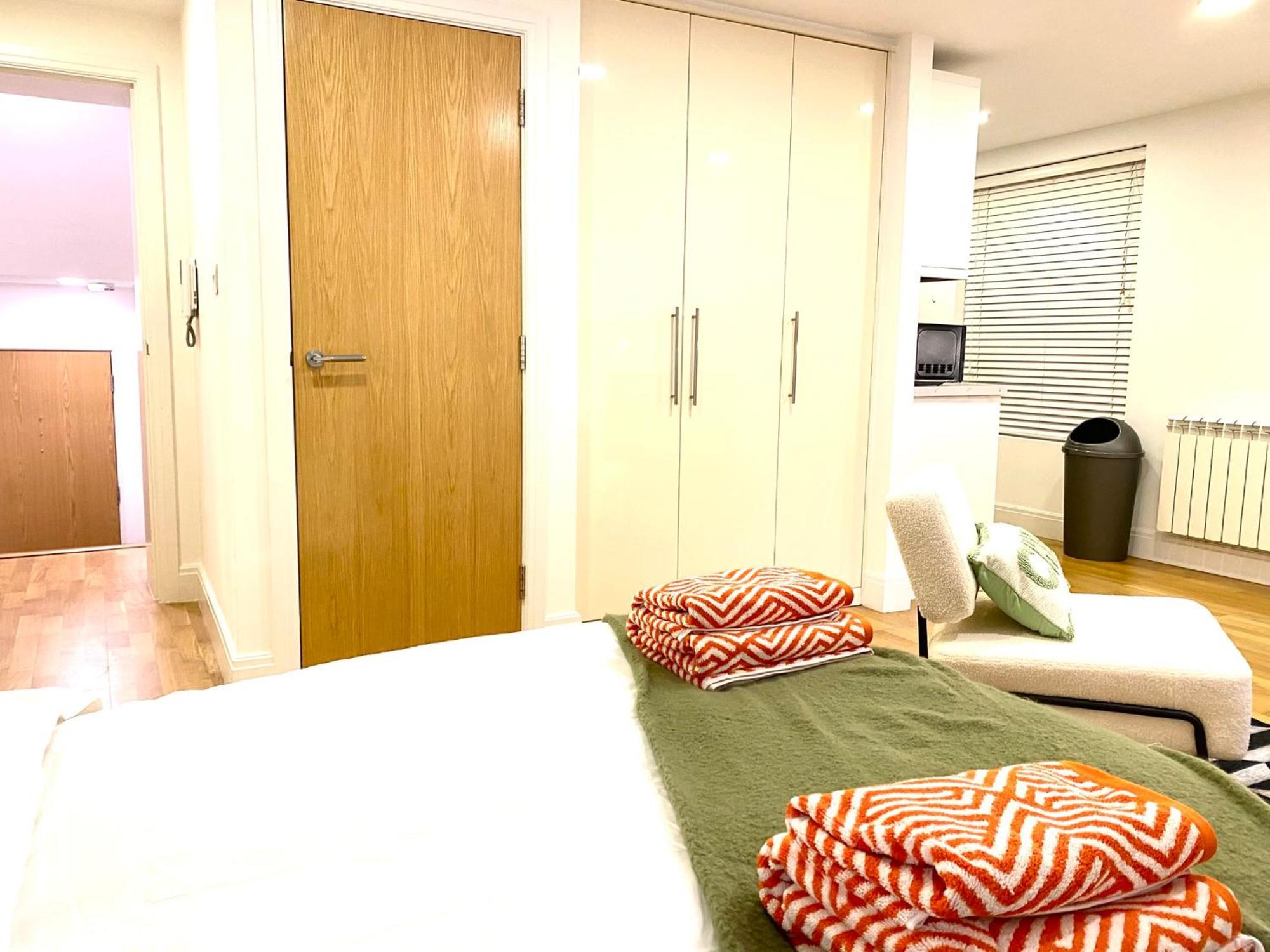 Apartment Sight Flat - Sf05 - One Flat *