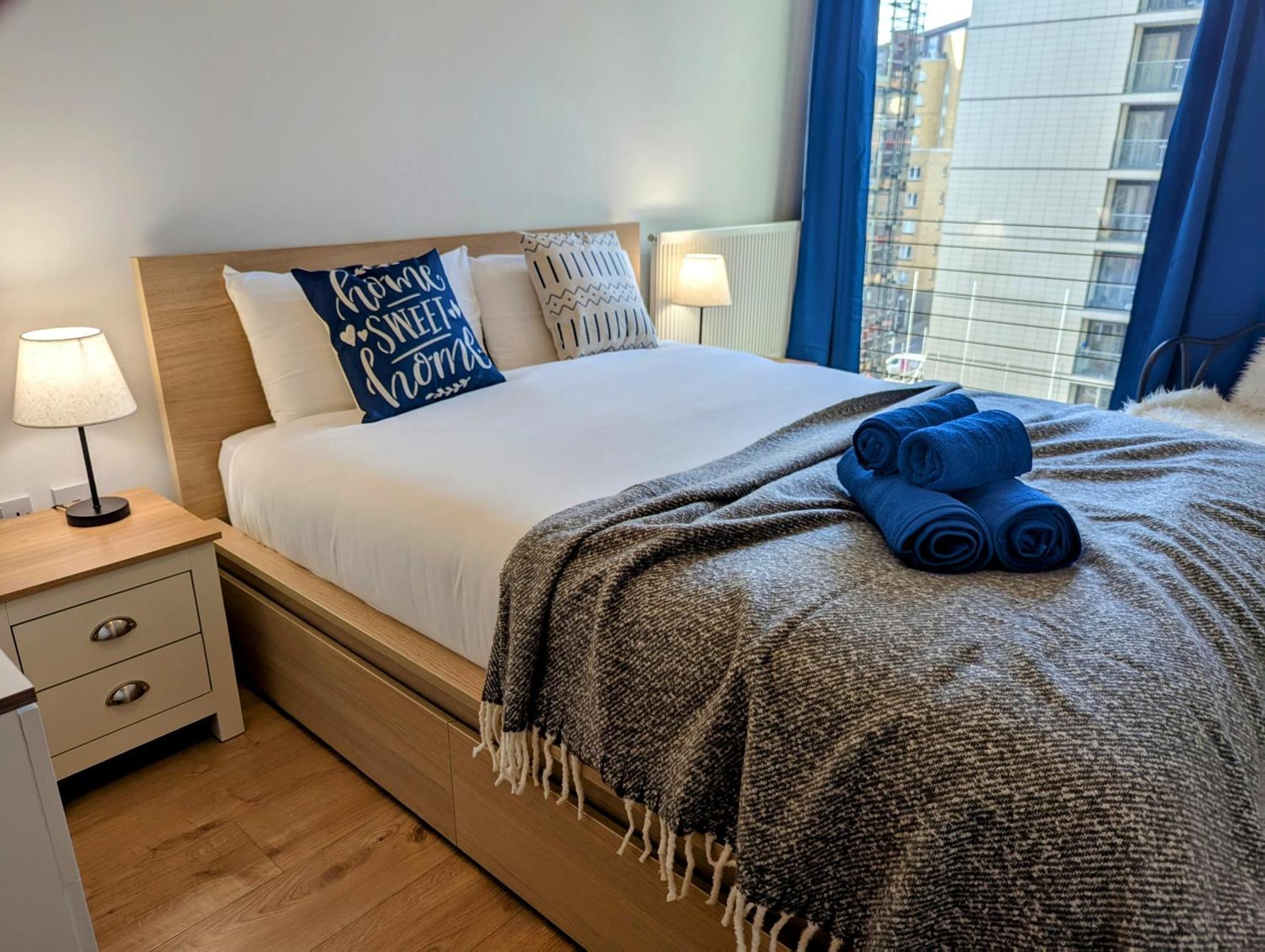 Charming 2-bedroom Canary Wharf -