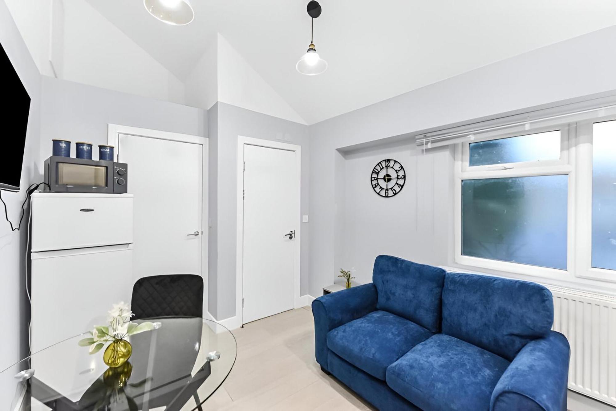 Apartamento Convenient 1br Flat With Kitchen, Perfect For Two! Londres