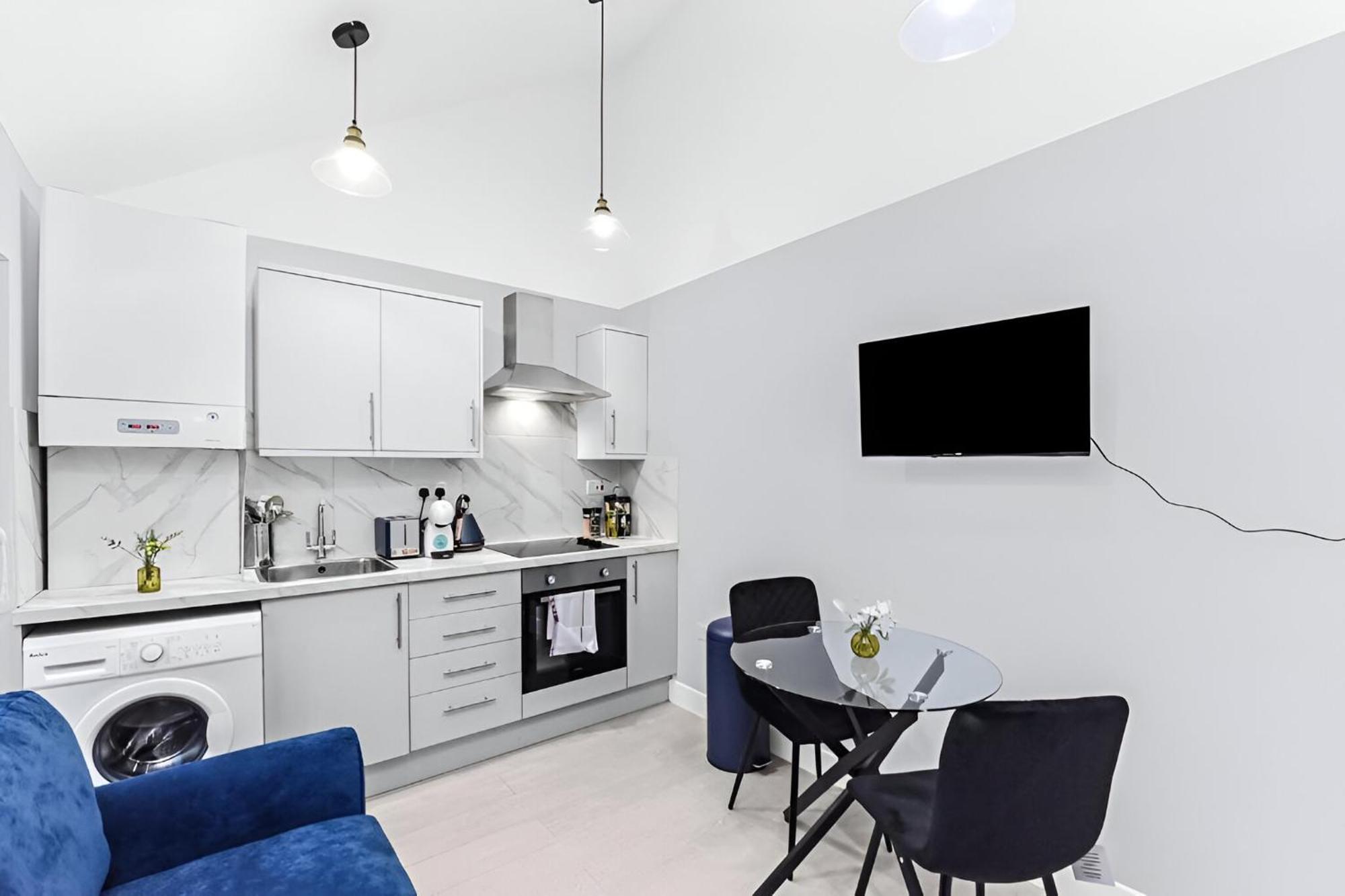 Apartamento Convenient 1br Flat With Kitchen, Perfect For Two! Londres