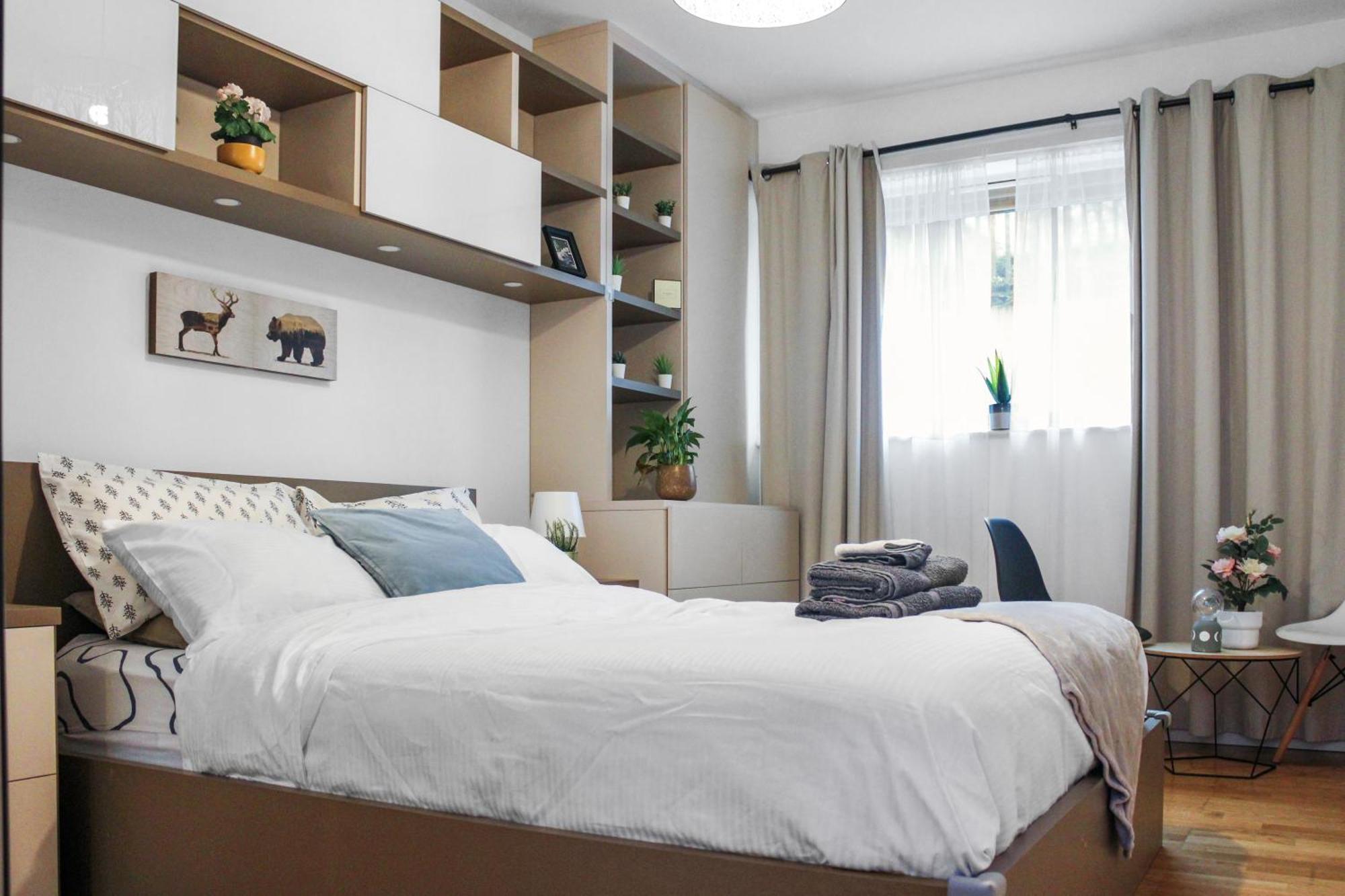 Walk To King's Hospital,private Terrace,828 Sq Ft,workspace * London
