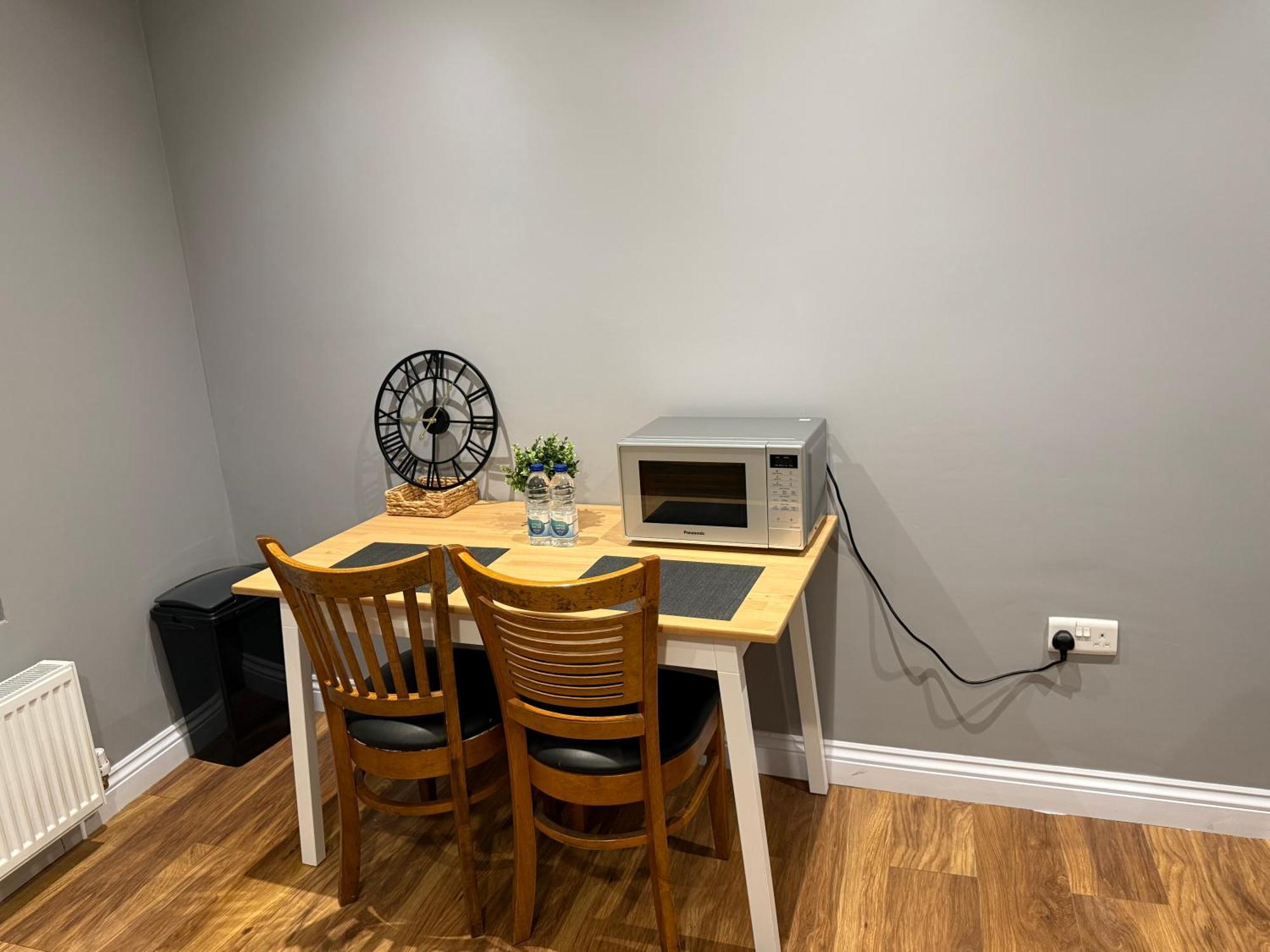 Apartment One Bed Flat In Clapham Junction *