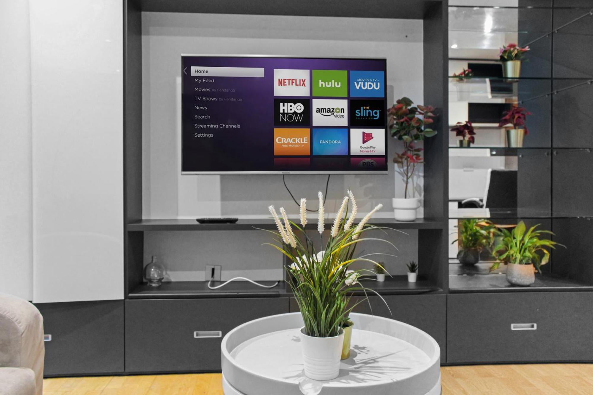Walk To King's Hospital,private Terrace,828 Sq Ft,workspace *