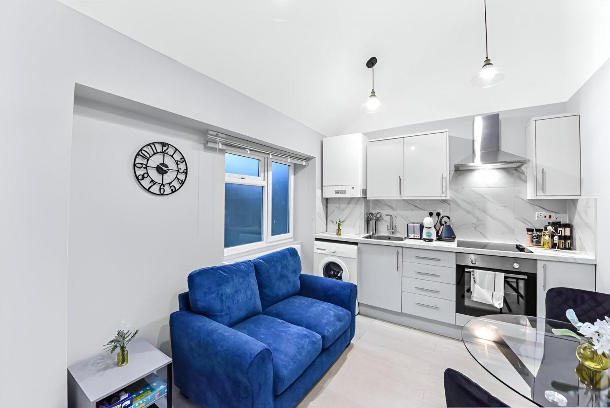 Apartamento Convenient 1br Flat With Kitchen, Perfect For Two!
