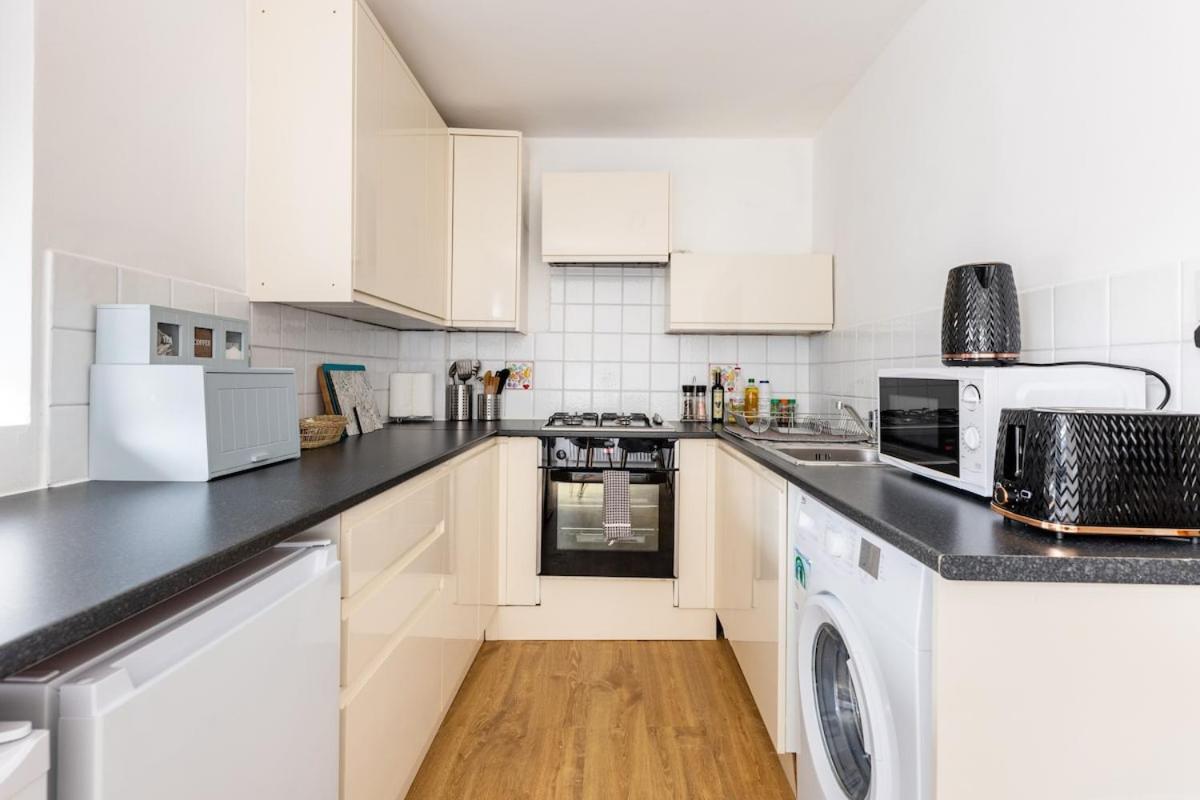 Appartement Flat Near Wembley, Self Check In, Garden *
