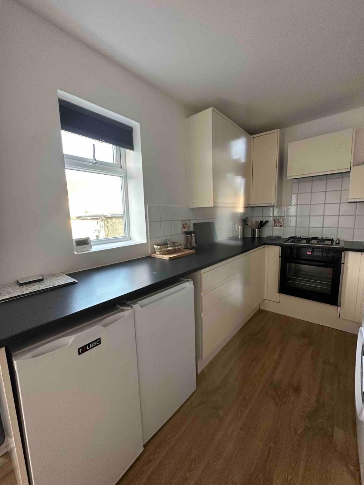 Flat Near Wembley, Self Check In, Garden Appartement *