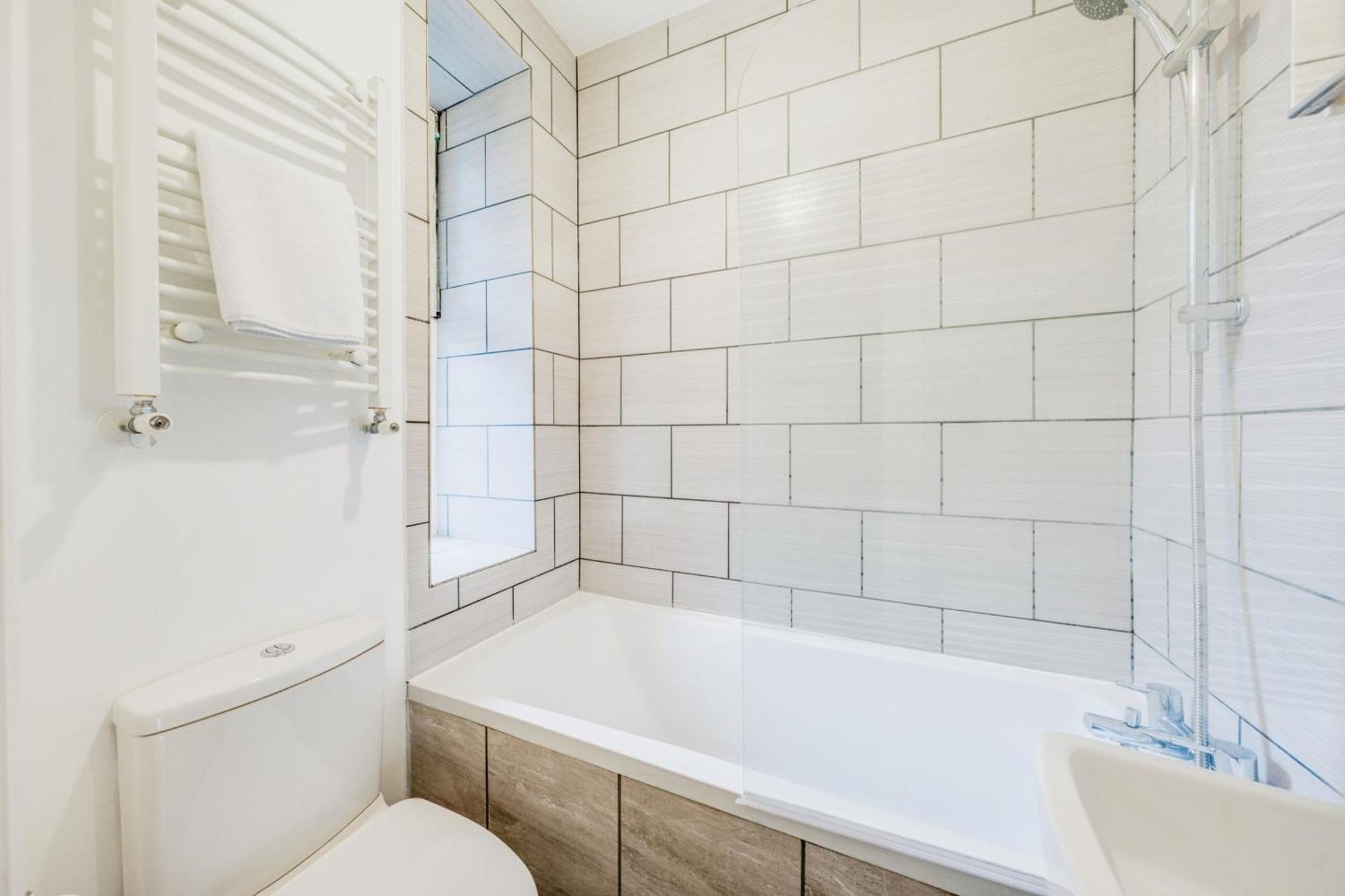 Apartment Stylish Flat, Bridge, Free Weekend Parking *