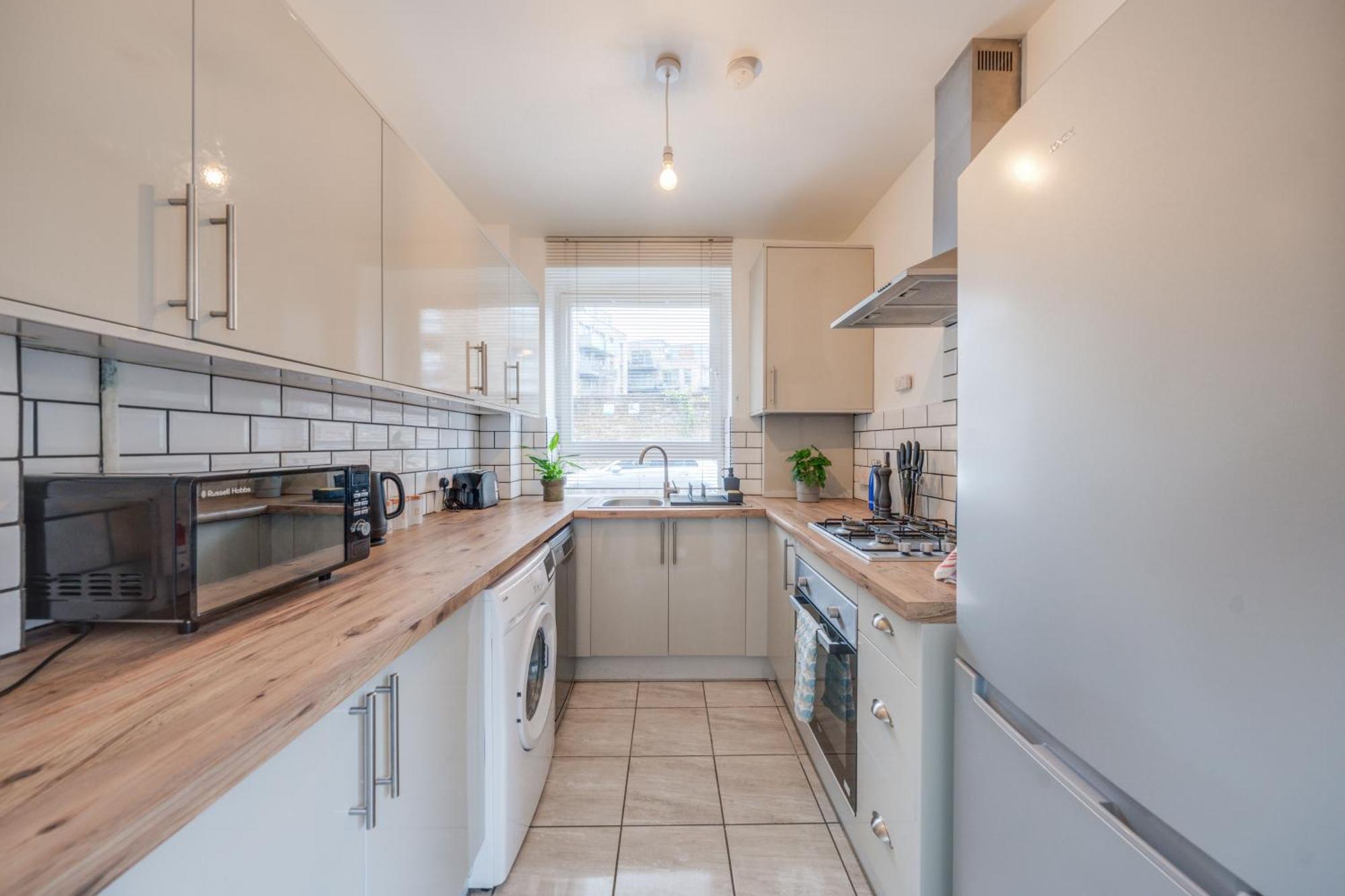 Stylish Flat, Bridge, Free Weekend Parking Apartment London