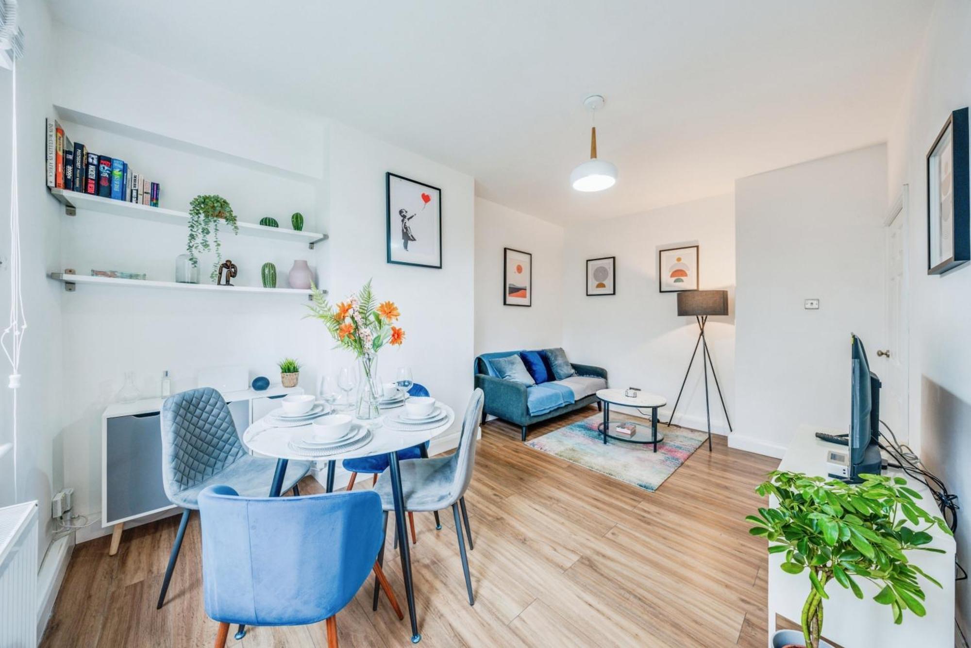 Apartment Stylish Flat, Bridge, Free Weekend Parking *