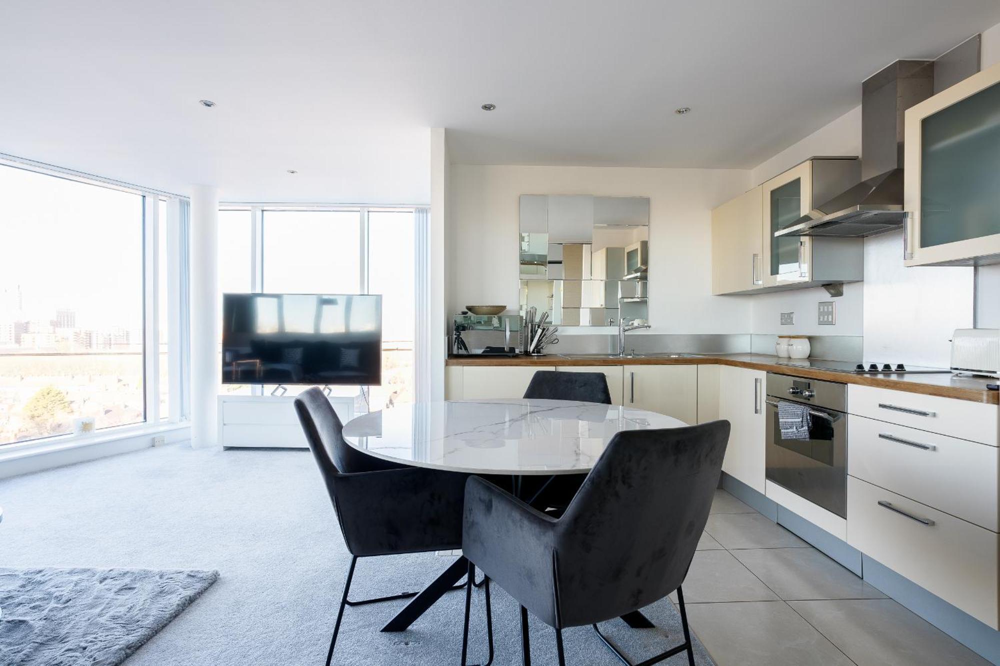 32 Ross Apartment, Canary Wharf Area Apartment *