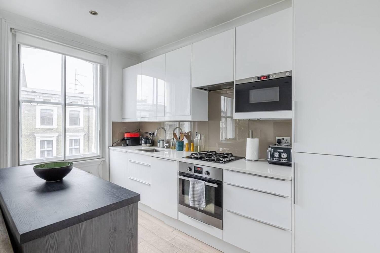 Stylish 2br Chelsea Penthouse With Private Rooftop * London