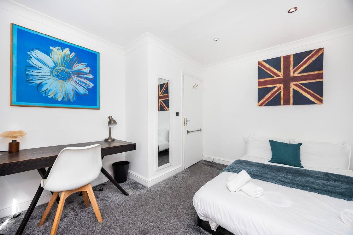 Holiday home Modern - 5 Mins To Whitechapel Station