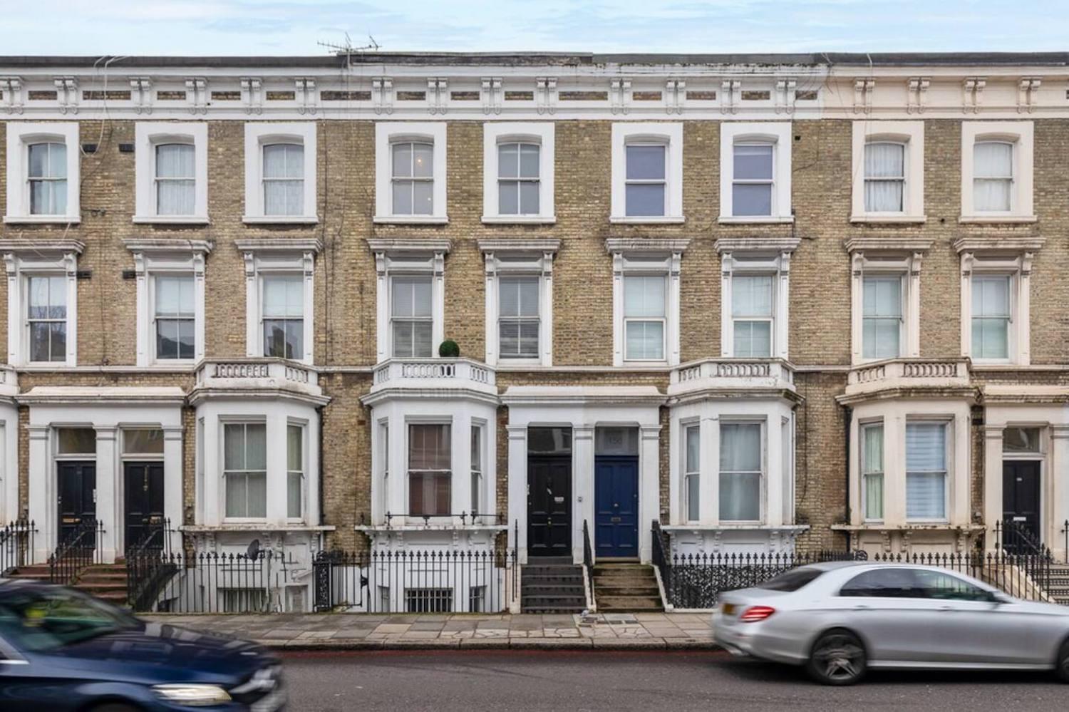 Stylish 2br Chelsea Penthouse With Private Rooftop Apartment