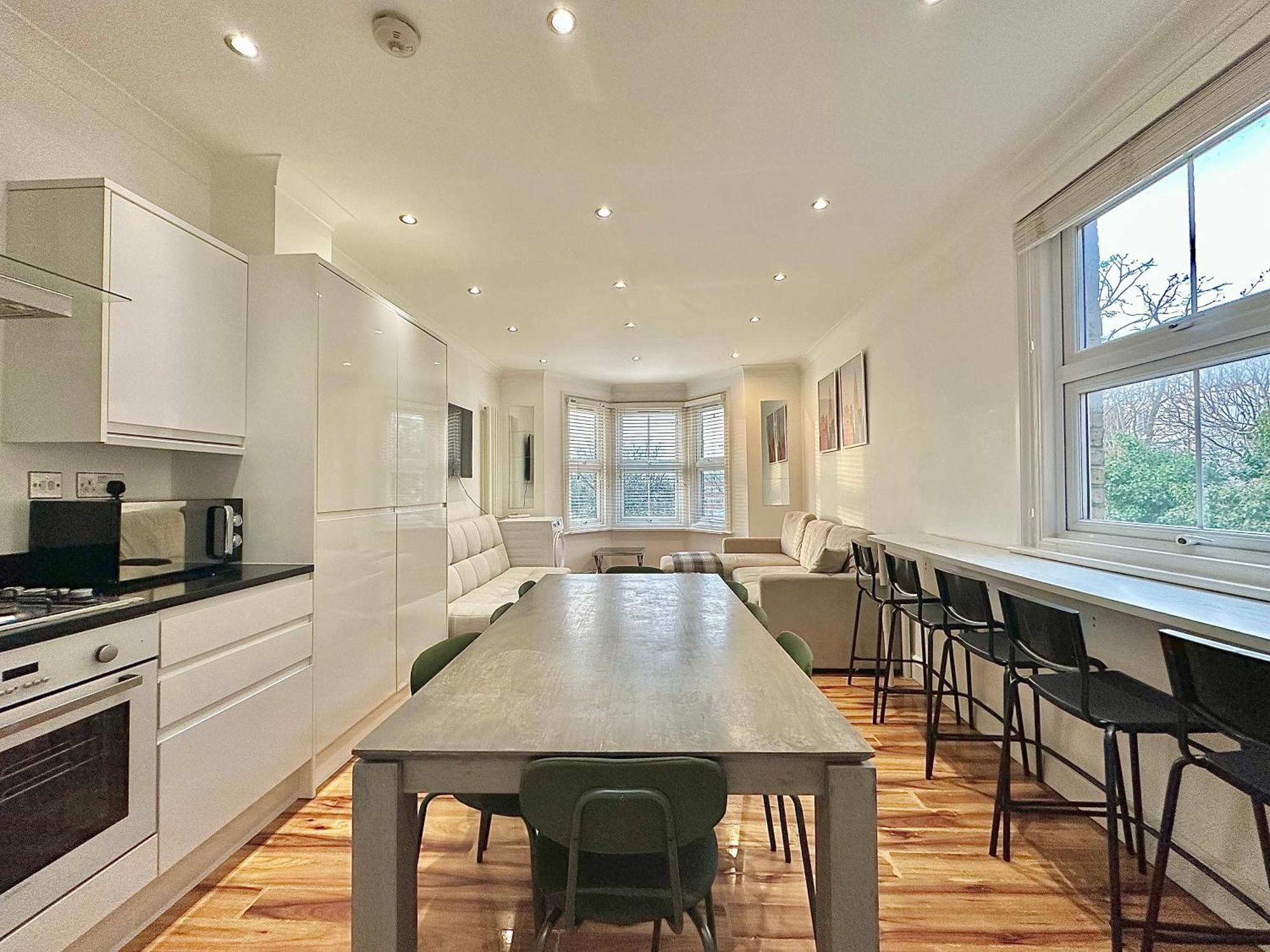 Clapham Apartment