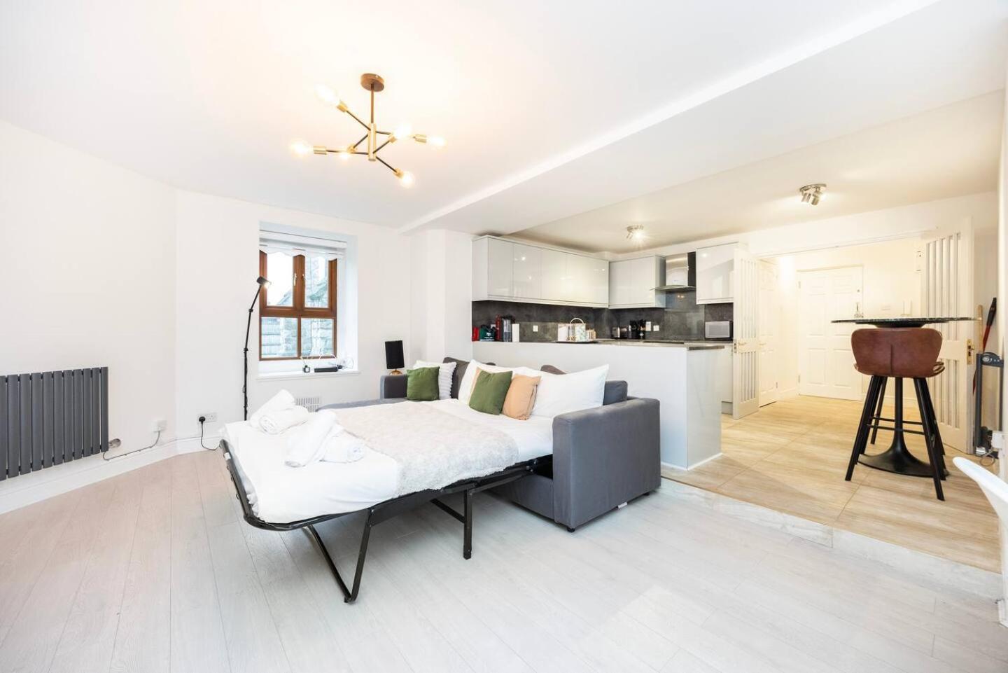Lavish 1 Bedroom Near Tottenham Stadium Holiday home *