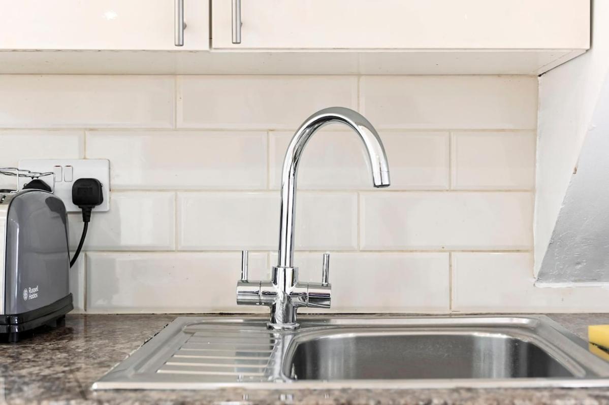 Apartamento 1-bedroom Flat Near Tube