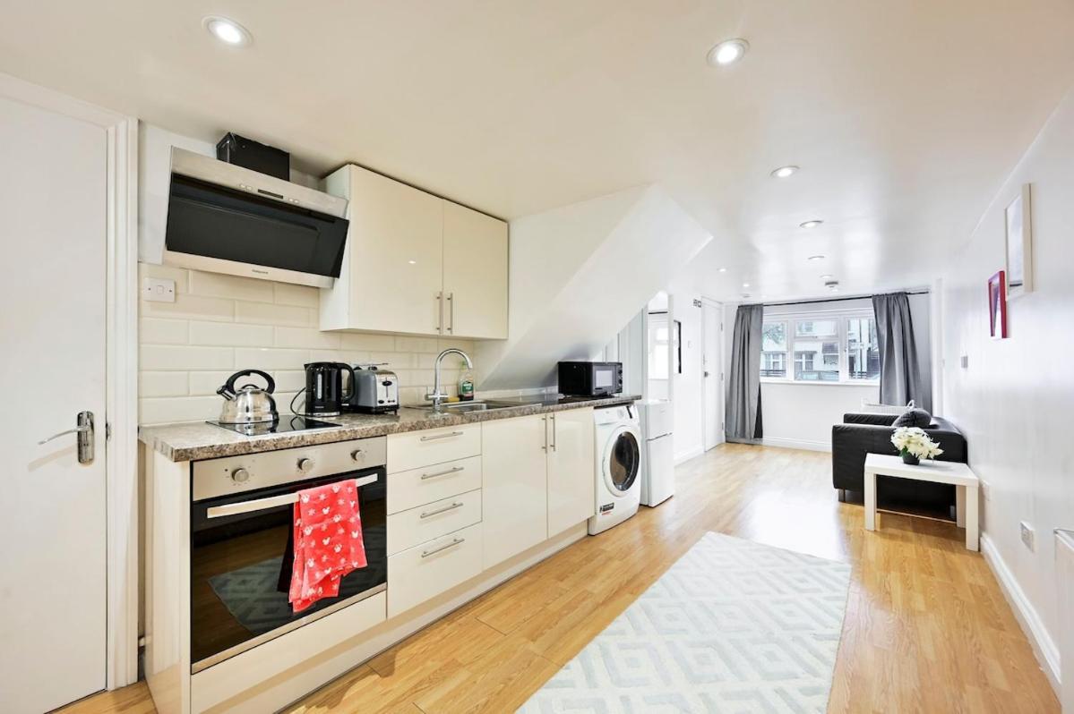 1-bedroom Flat Near Tube Londres