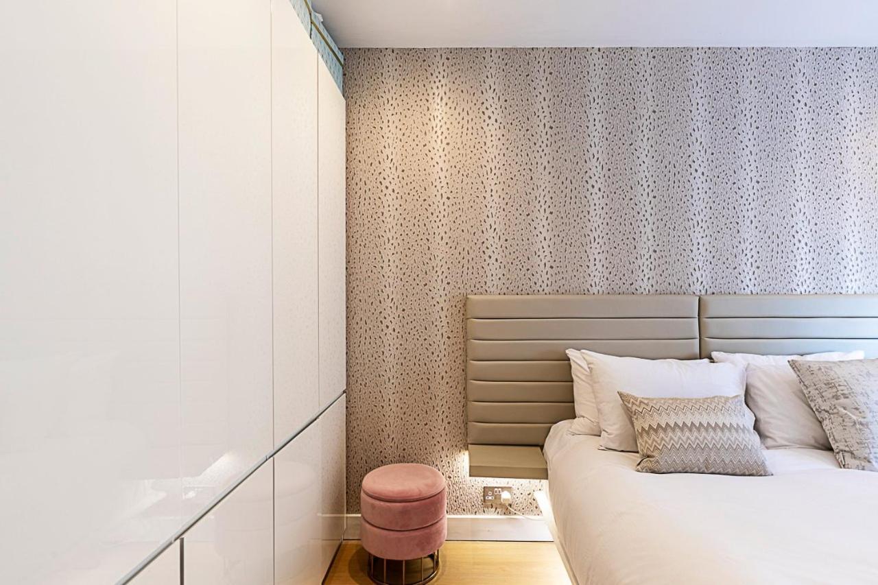 Apartment Stylish Battersea With Balcony London