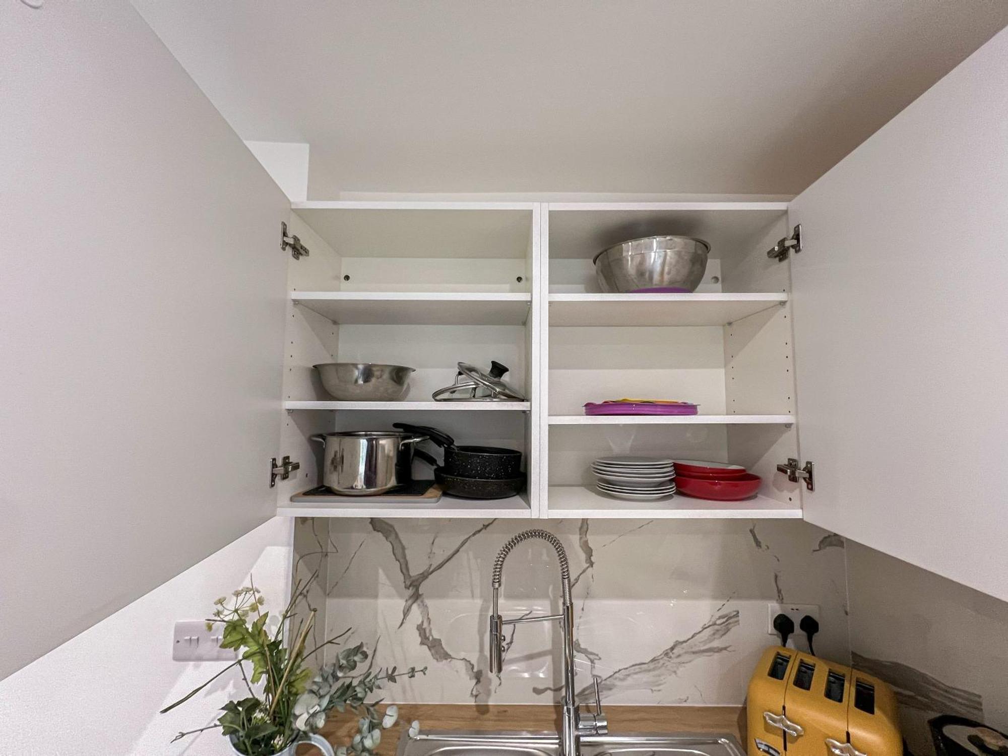 Sleek 1-bed Flats In Euston, Islington Near Regents Park Apartment *