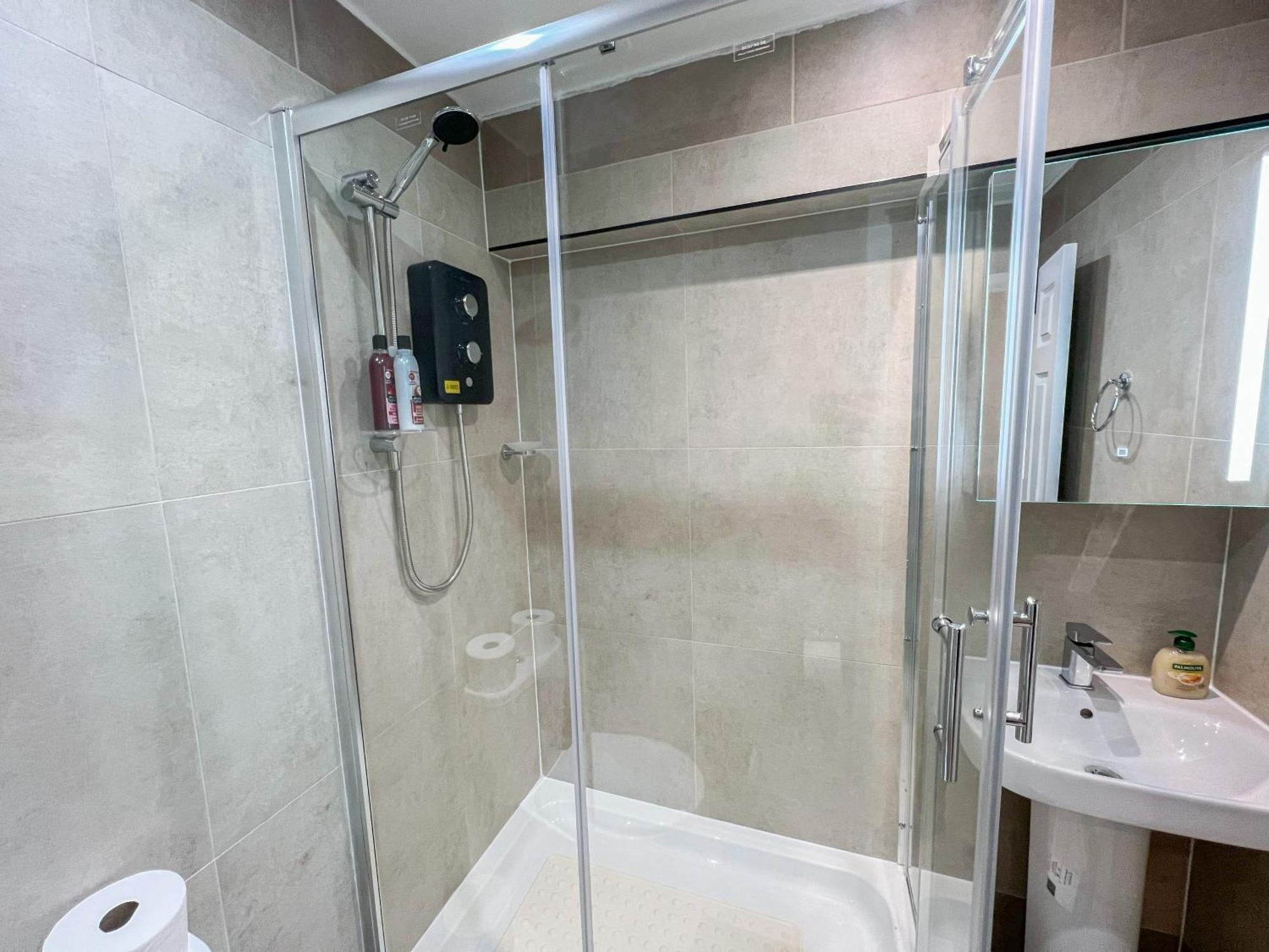 Sleek 1-bed Flats In Euston, Islington Near Regents Park Apartment London