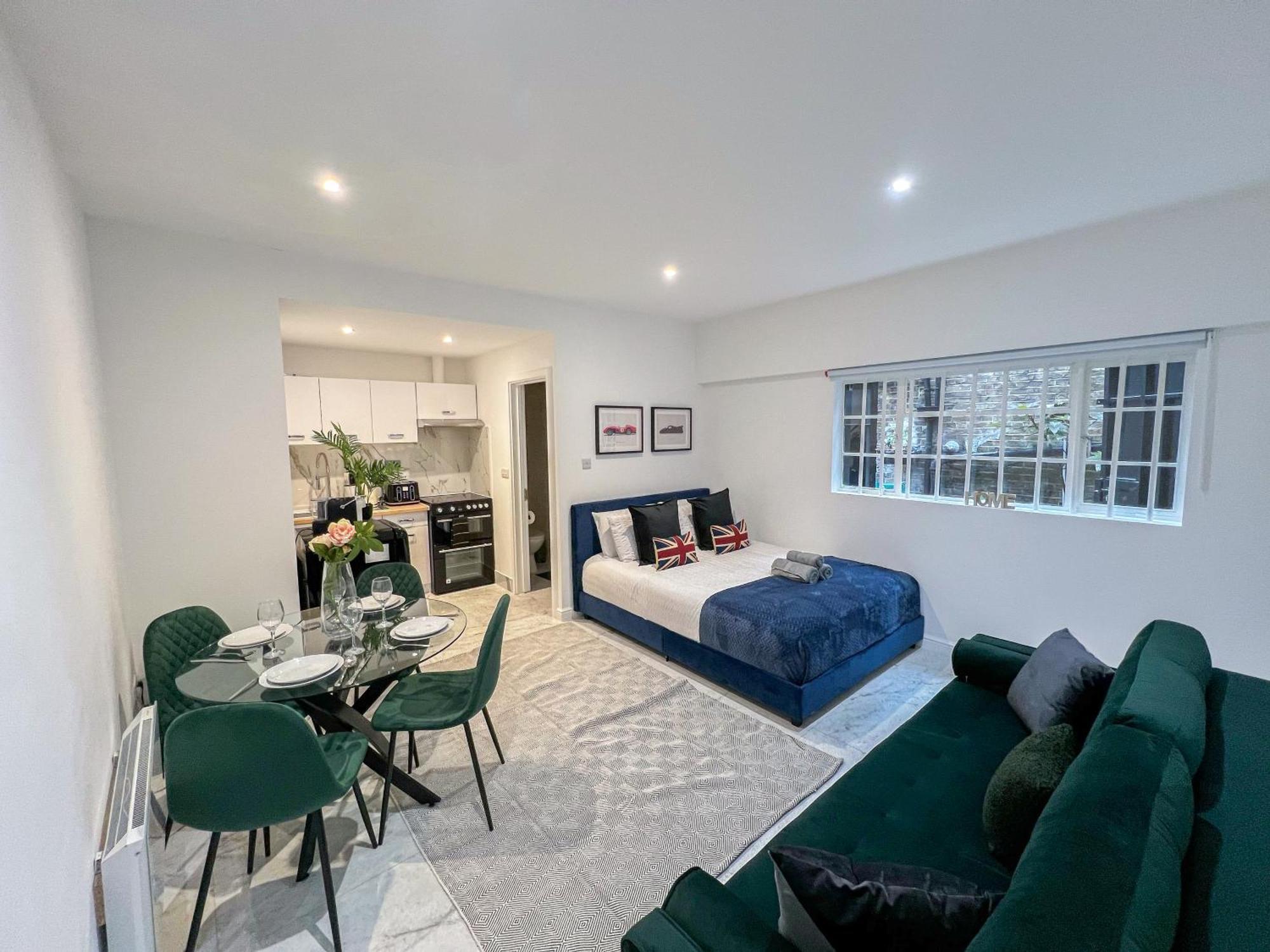 Apartment Sleek 1-bed Flats In Euston, Islington Near Regents Park London