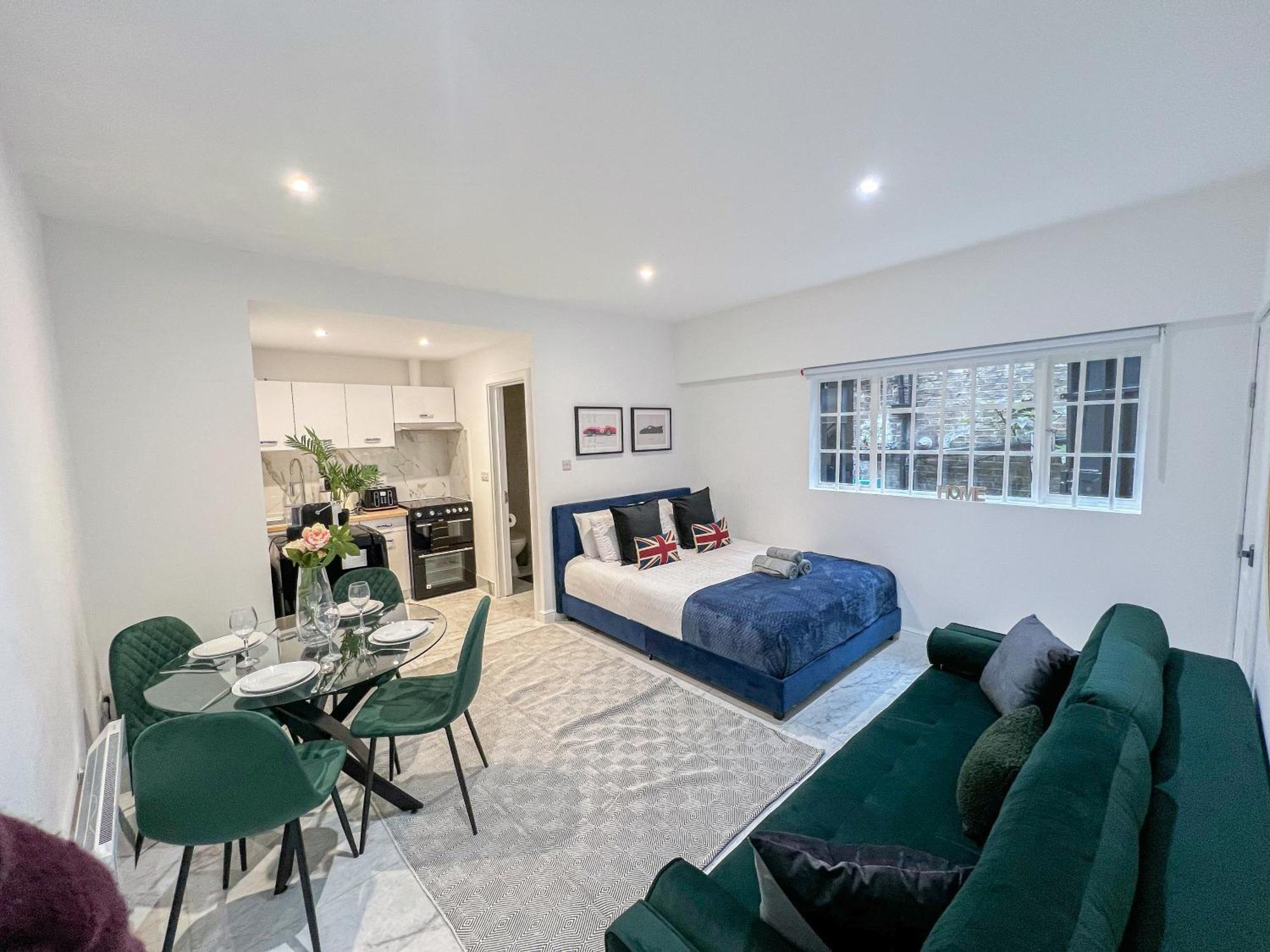 Apartment Sleek 1-bed Flats In Euston, Islington Near Regents Park *