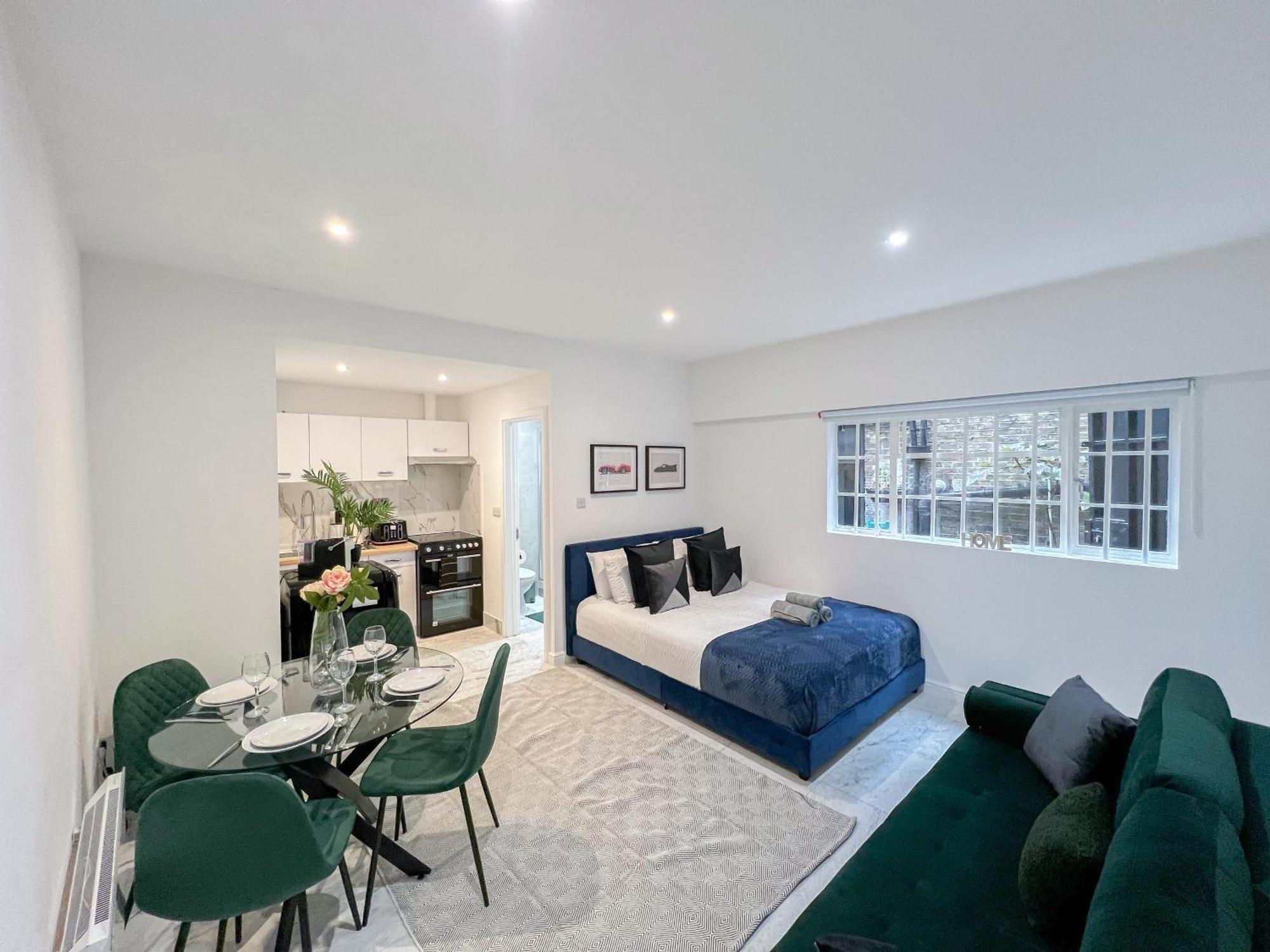 Apartment Sleek 1-bed Flats In Euston, Islington Near Regents Park *