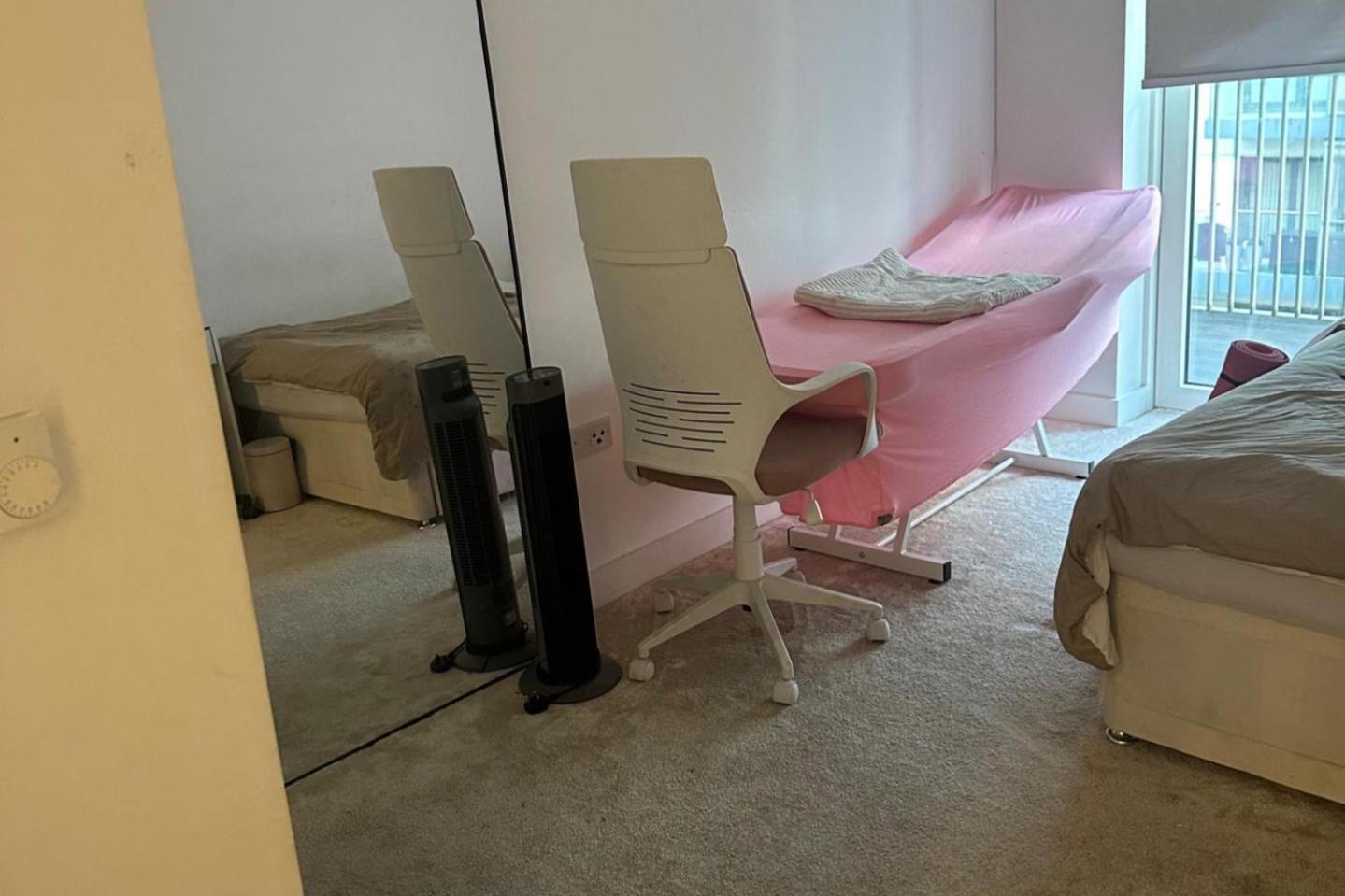Appartement Cosy Thameside Retreat In North Greenwich Londen