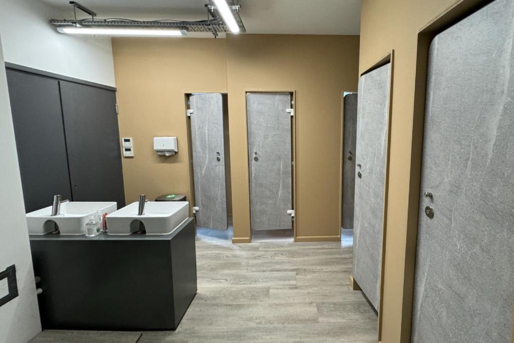 Hotel Komo Pods
