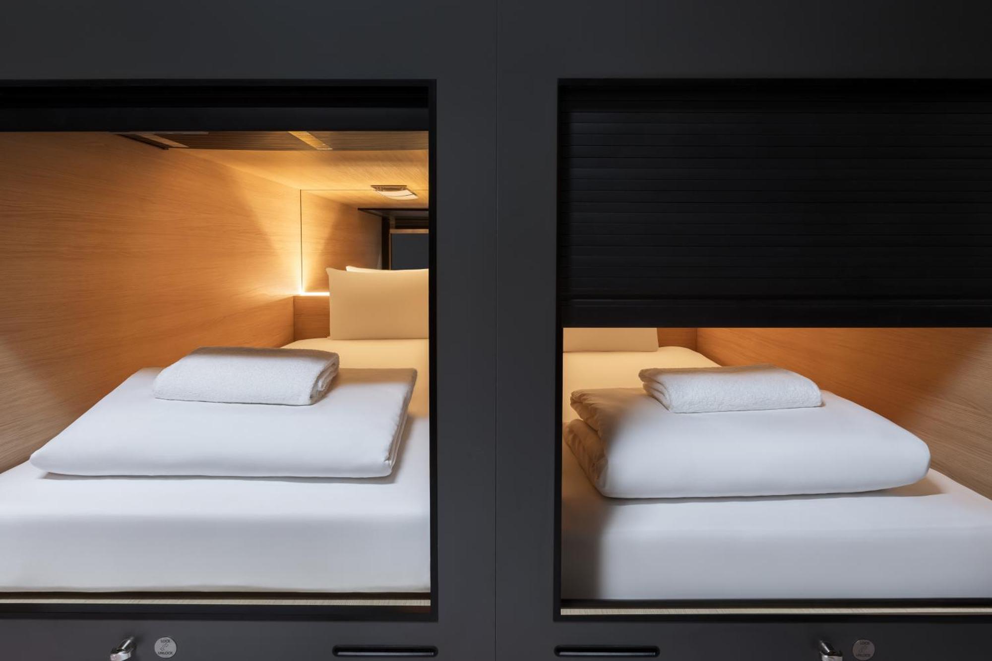 Capsule hotel Zedwell Capsules Hotel, Piccadilly Circus *