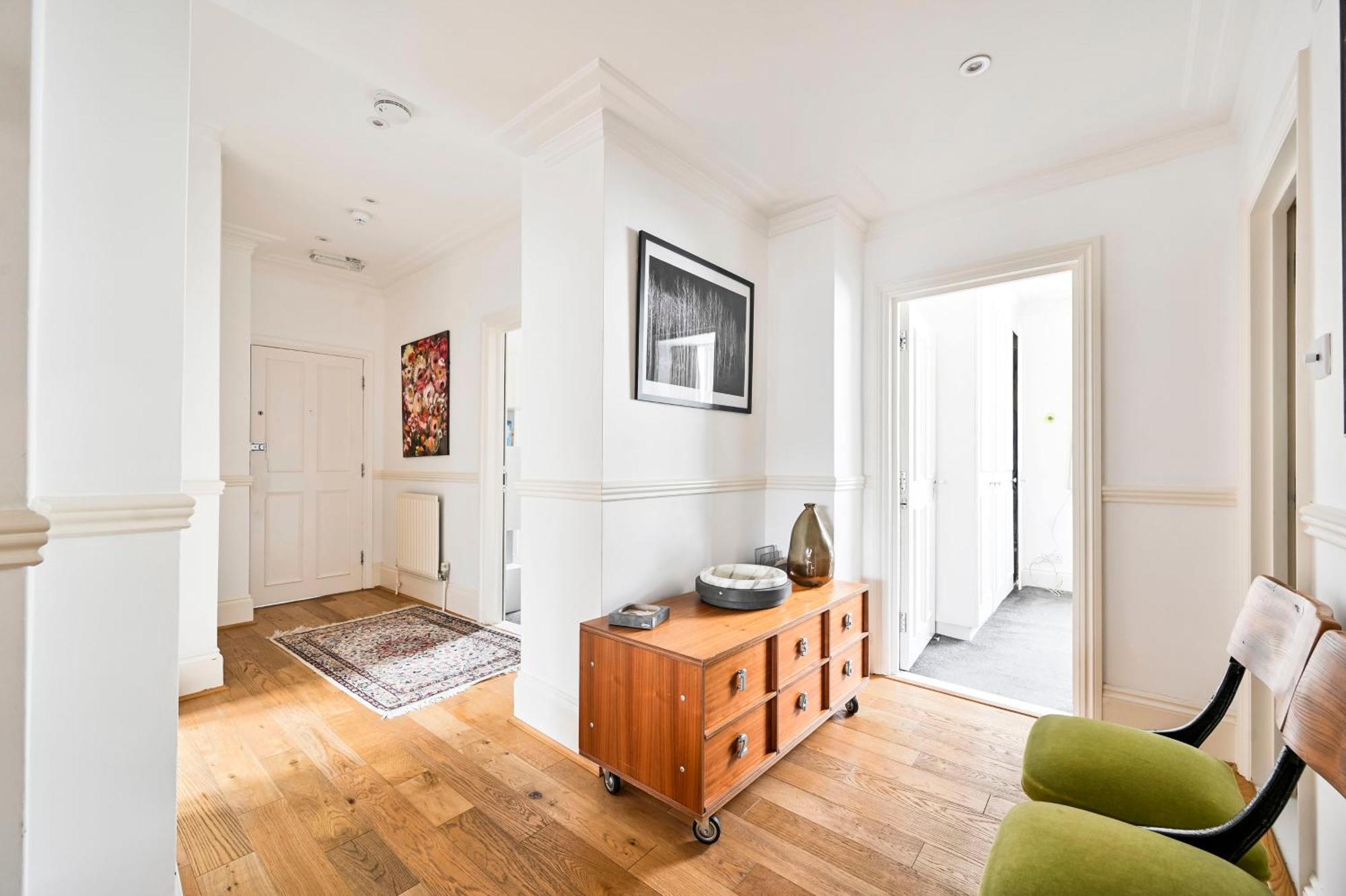 Beautifully Furnished Flat Near Hyde Park Apartment London