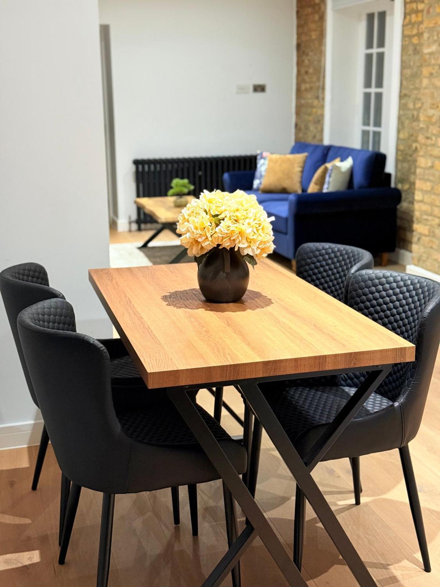 Luxury Living - Fulham Apartment London