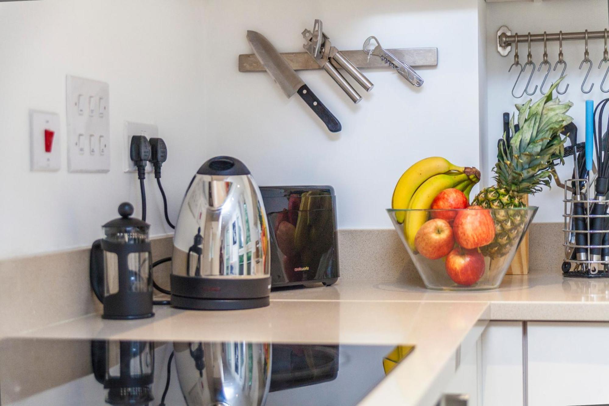 Chic Sun-filled 1 Bdr With Private Terrace * London