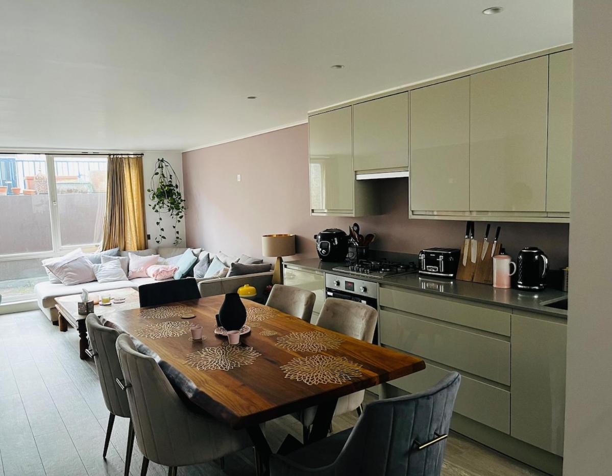 Beautiful & Cosy Notting Hill Maisonette *