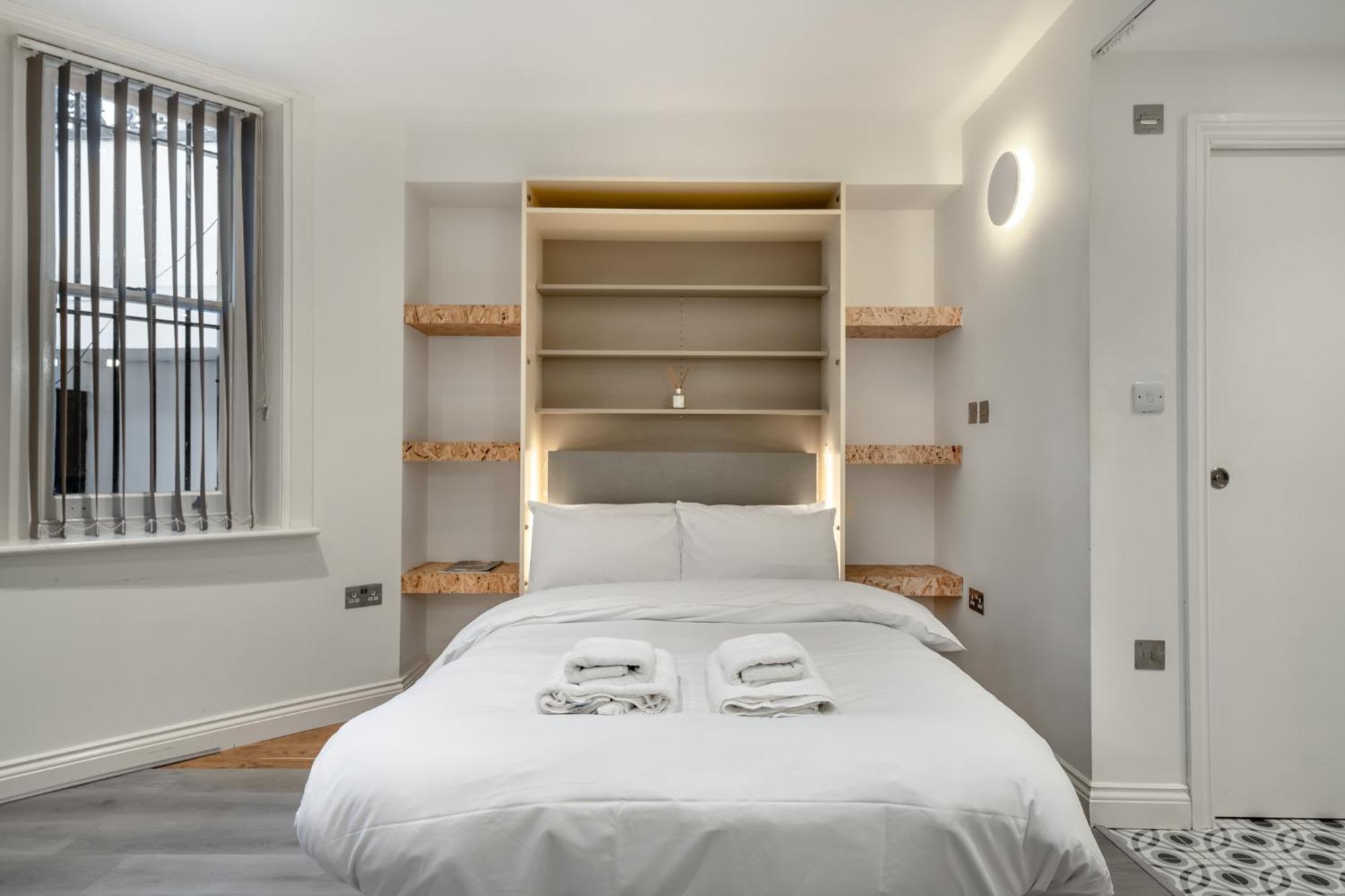 Apartment Beaufort Gardens London