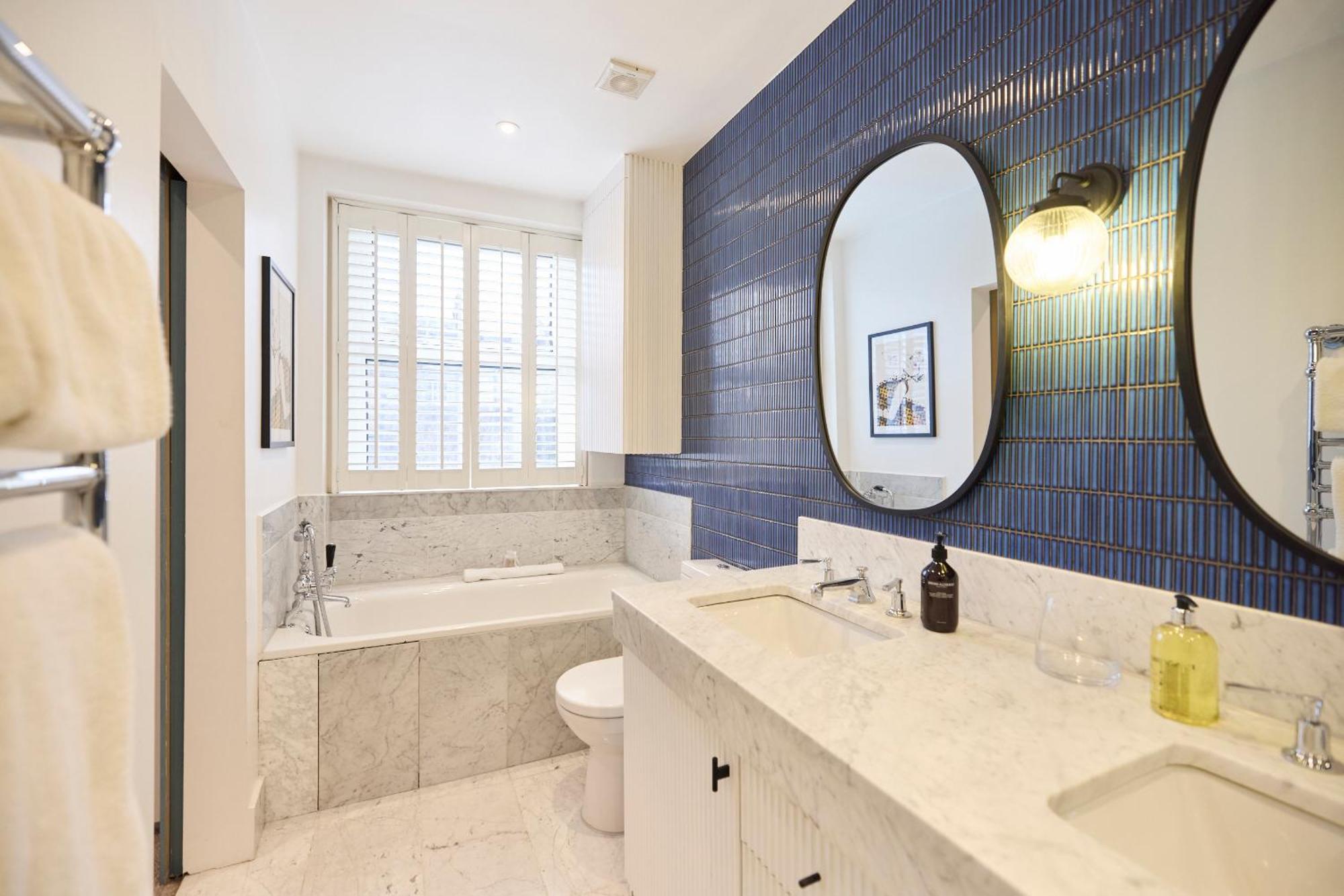 The Chelsea Gem - Charming 1bdr With Balcony * London