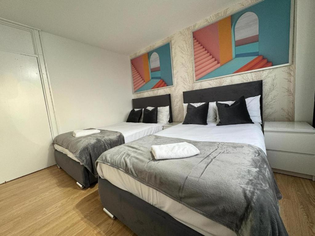 Comfortable Family Near London