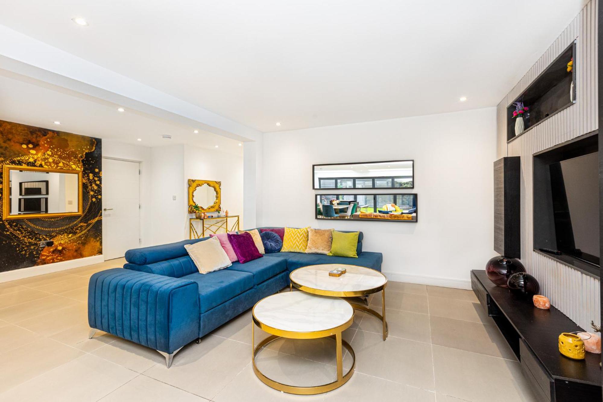 Chic 3br With Garden & Parking Near Hampstead Heath Apartment