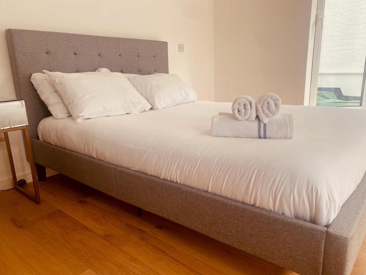 Spacious 1 Bed Flat In The London