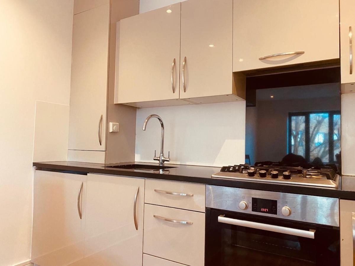 Spacious 1 Bed Flat In The