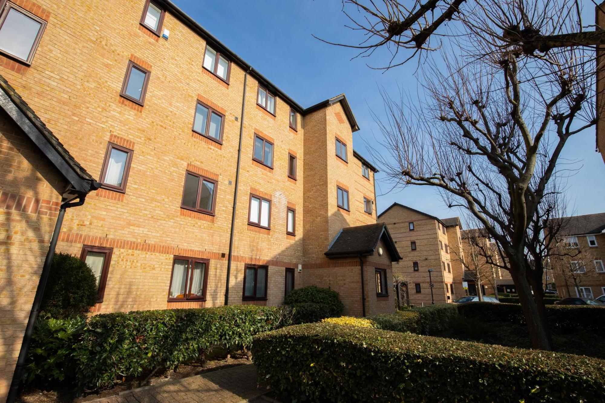 Londwell, Canary Wharf Riverfront Chic Apartment London