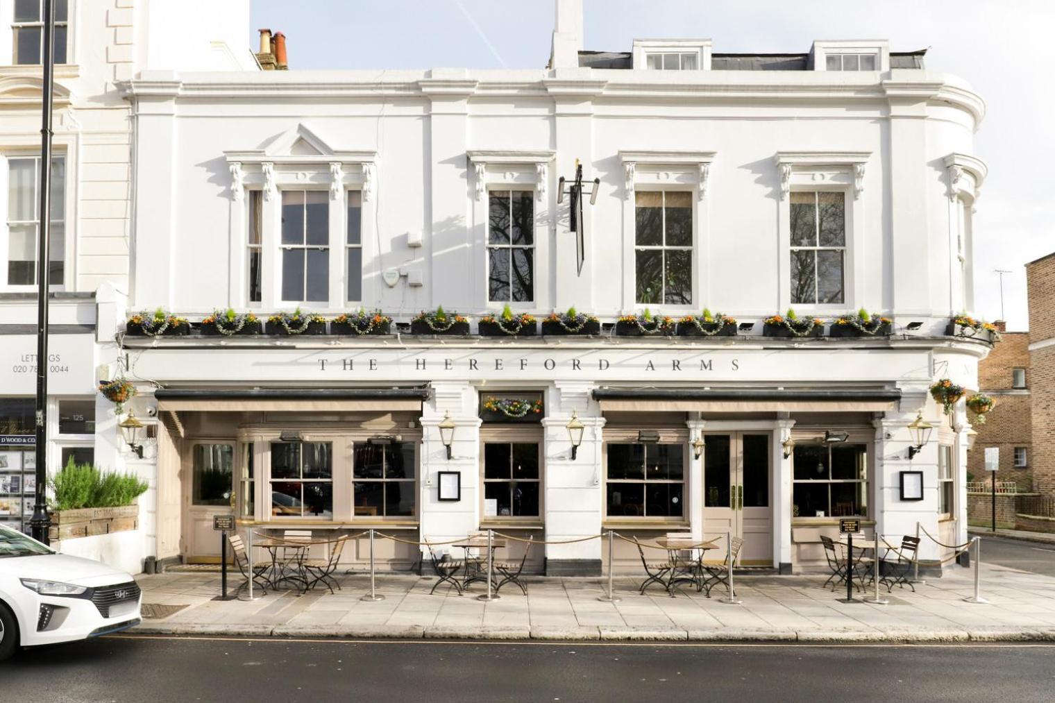 Blueground S Kensington Nr Gloucester Rd Lon-19 London