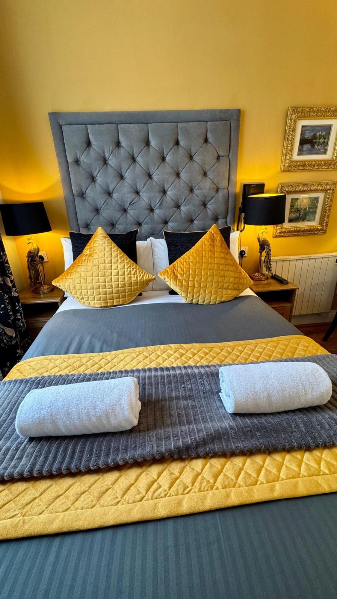 Piccolino Hyde Park Bed & Breakfast London