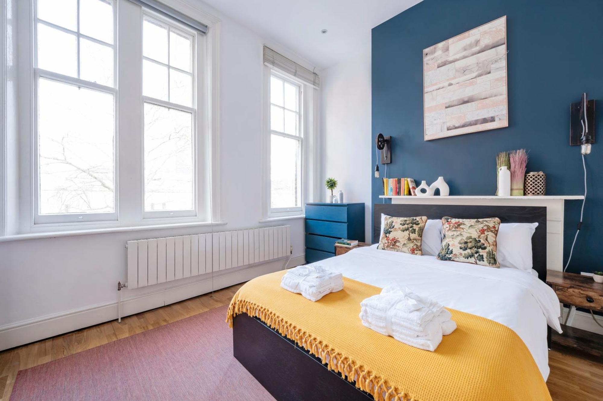Sunny Corner In Center Of Appartement