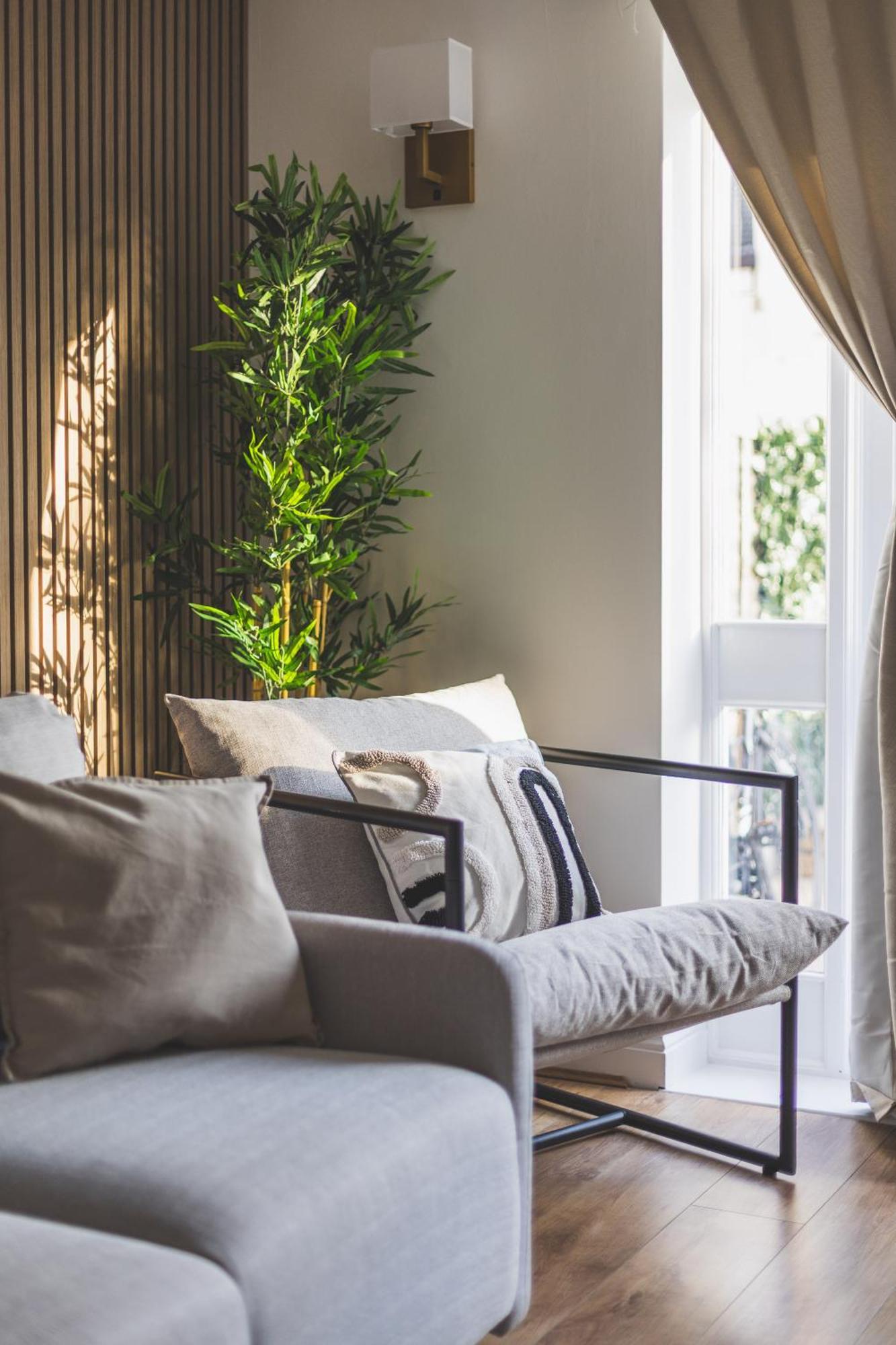 Ferienhaus Arte Serviced Stratford - 3 Bedrooms 2 Bathrooms London, Stratford, Maryland, Free Parking, Garden, Weekly Or Monthly - Up To 8 Guests London