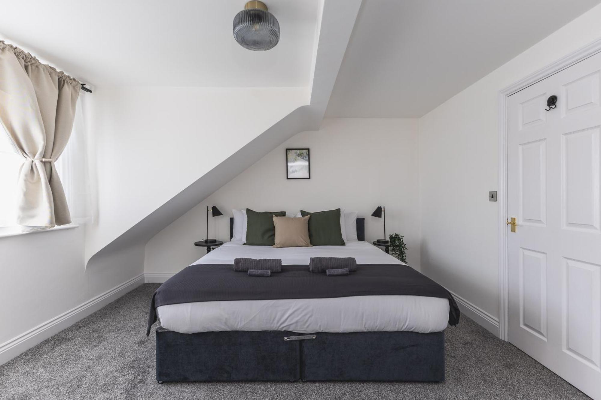 Arte Serviced Stratford - 3 Bedrooms 2 Bathrooms London, Stratford, Maryland, Free Parking, Garden, Weekly Or Monthly - Up To 8 Guests Ferienhaus *